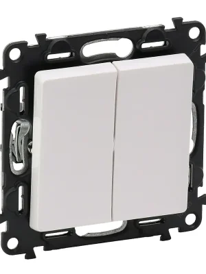 LEGRAND Vypínač VALENA LIFE 752105 č. 5 -bílá Vysoce Kvalitní