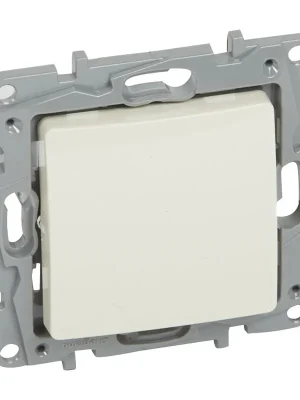LEGRAND Vypínač NILOÉ 764601 č.6 béžová Ověřený