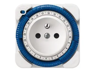 THEBEN 0270931 Analogové spínací hodiny zásuvkové theben-timer 27 CR Víkendová Akce