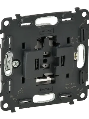 Rychlé Dodání LEGRAND Spínač VALENA LIFE 16A 250V č.6N pod omítku IP20