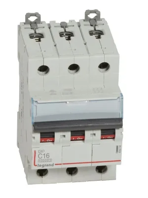 Akce LEGRAND Jistič 16C/3 DX3 409254