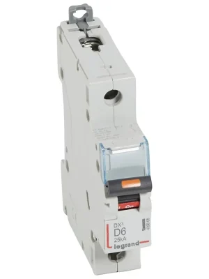 Značkový LEGRAND Jistič 6D/1 DX3 409805