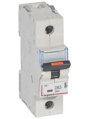 Oblíbený LEGRAND Jistič 63D/1 DX3 409813