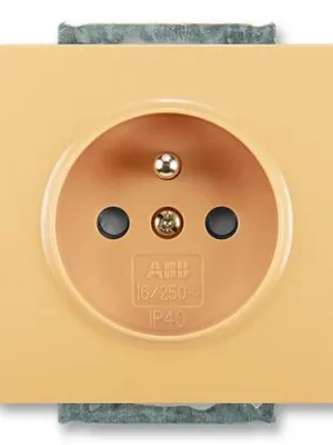 Značkový Zásuvka jednonásobná s clonkami ABB Swing 5518G-A02359 D1 béžová